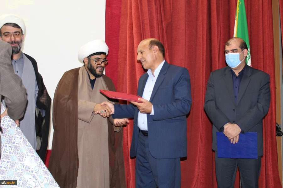 آیین تکریم و معارفه روسای سابق و جدید دانشگاه فرهنگیان لرستان