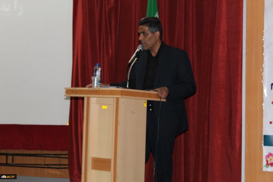 در این آئین طی حکمی از سوی رئیس دانشگاه فرهنگیان کشور، دکتر شجاع عربان سرپرست دانشگاه فرهنگیان لرستان شد 9