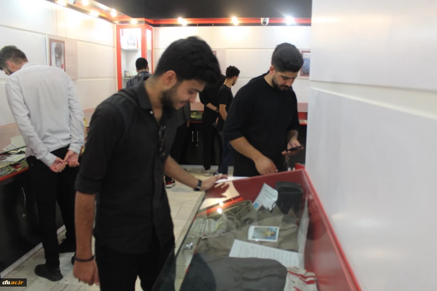 تجدید میثاق با شهدای والا مقام و بازدید از موزه دفاع مقدس 9