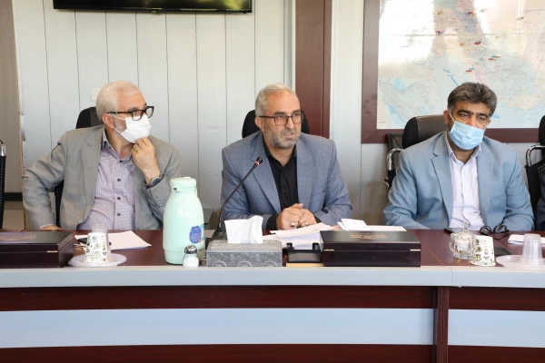 مدیران با تدبیر راهکار درمسائل مجاهدانه گره گشایی کنند 3