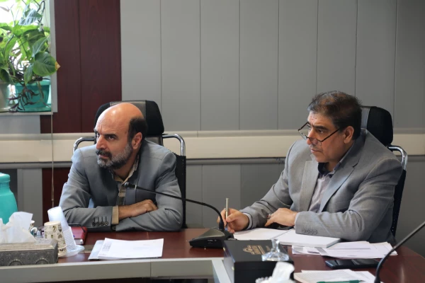 مدیران با تدبیر راهکار درمسائل مجاهدانه گره گشایی کنند 8