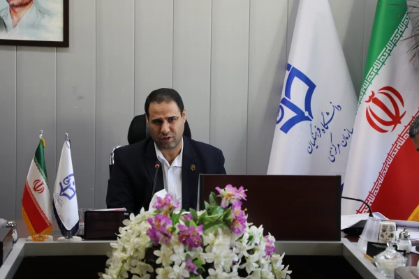 مدیران با تدبیر راهکار درمسائل مجاهدانه گره گشایی کنند 9