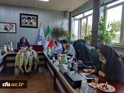 گزارش ارزیابی نشریات تخصصی دانشگاه در نشست شورای تخصصی نشر ارائه شد. 3