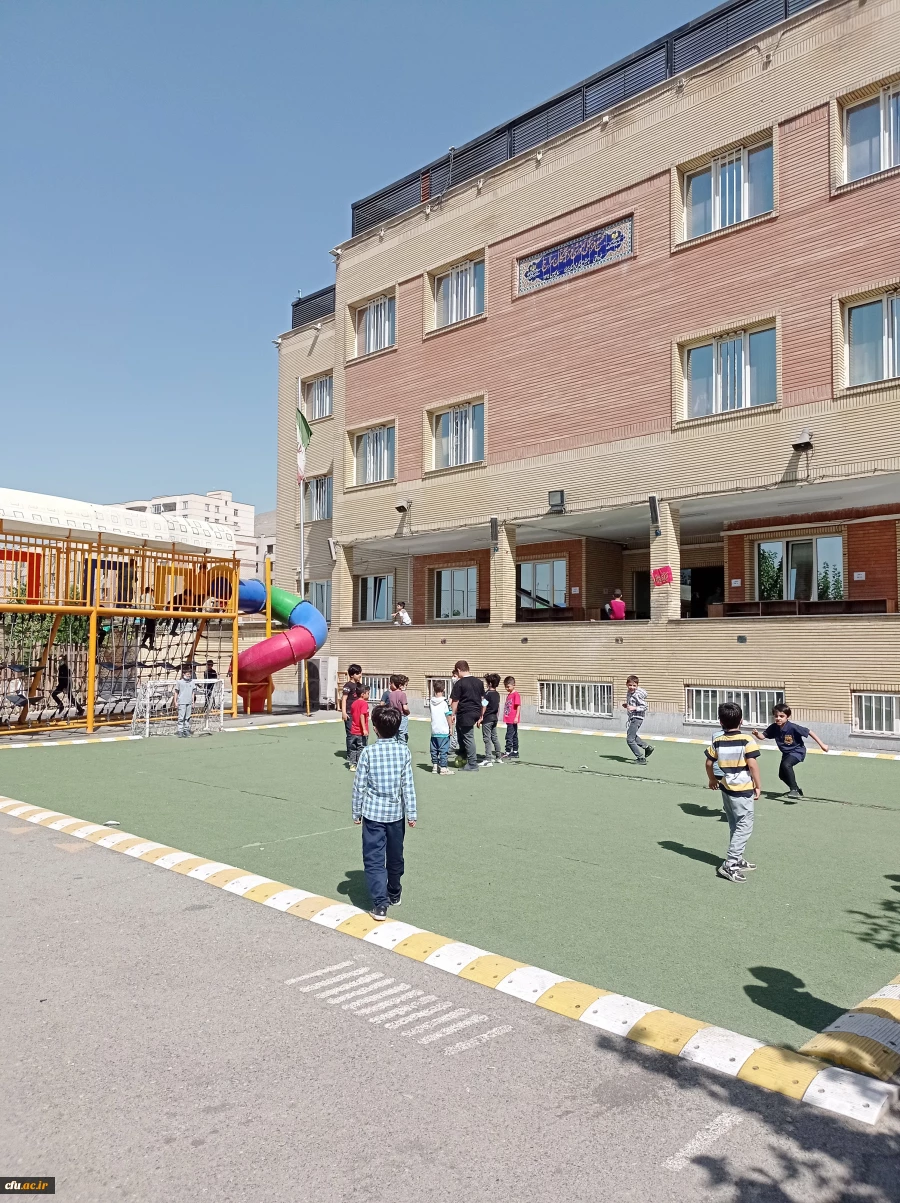 بازدید از مدرسه هوشمند سراج فرهیختگان تهران 6