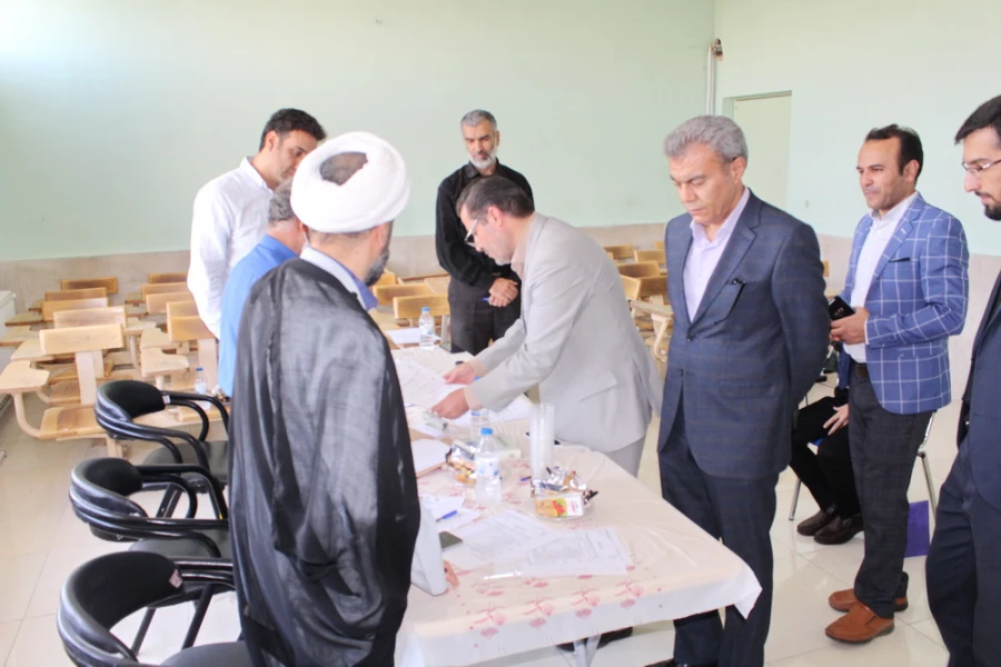 مصاحبه تخصصی و تربیتی گلوگاه ورود معلم به آموزش و پرورش است 13