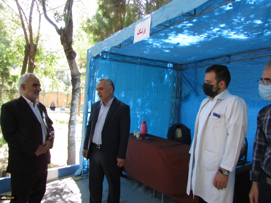 بازدید مدیرکل آموزش و پرورش استان از مراحل مصاحبه داوطلبان ورود به دانشگاه فرهنگیان 2