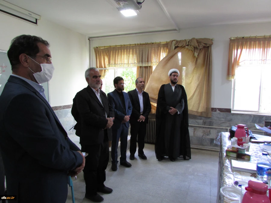 بازدید مدیرکل آموزش و پرورش استان از مراحل مصاحبه داوطلبان ورود به دانشگاه فرهنگیان 5