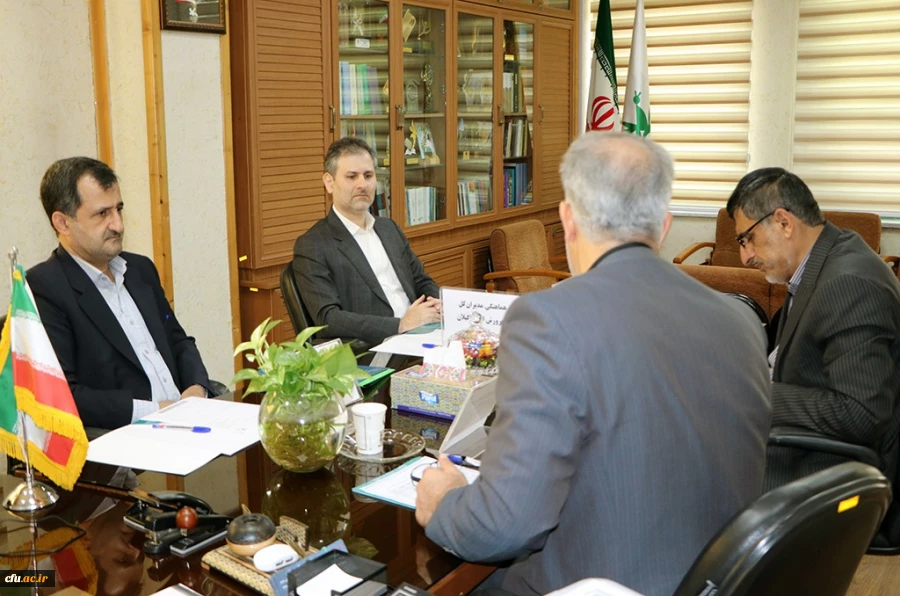 نخستین نشست هماهنگی مدیران آموزش و پرورش گیلان به میزبانی اداره کل کانون پرورش فکری کودکان و نوجوانان استان با محوریت توسعه فضاهای آموزشی دانشگاه فرهنگیان گیلان در رشت برگزار شد. 2