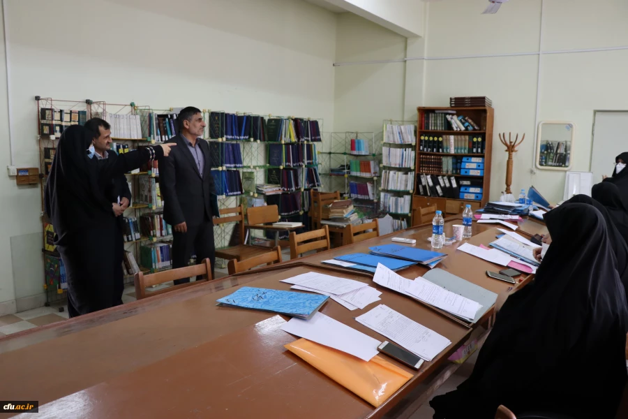بازدید مدیرکل آموزش و پرورش استان از فرایند مصاحبه داوطلبان ورود به دانشگاه فرهنگیان 3