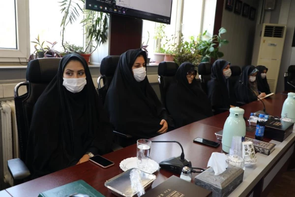  فرایند تولید آزمون باید فرایند تولید گفتمان آموزش جدید باشد 7