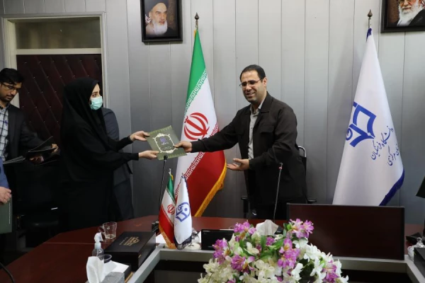  فرایند تولید آزمون باید فرایند تولید گفتمان آموزش جدید باشد 17