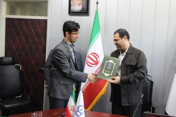  فرایند تولید آزمون باید فرایند تولید گفتمان آموزش جدید باشد 21