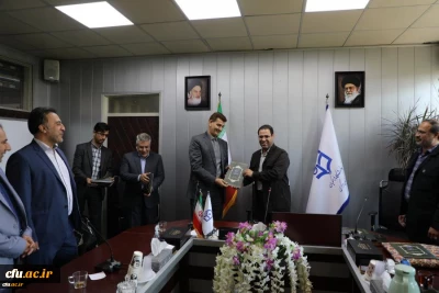 سرپرست دانشگاه فرهنگیان در جلسه قدردانی از عوامل اجرایی برگزاری آزمون اصلح: 

فرایند تولید آزمون باید فرایند تولید گفتمان آموزش جدید باشد.