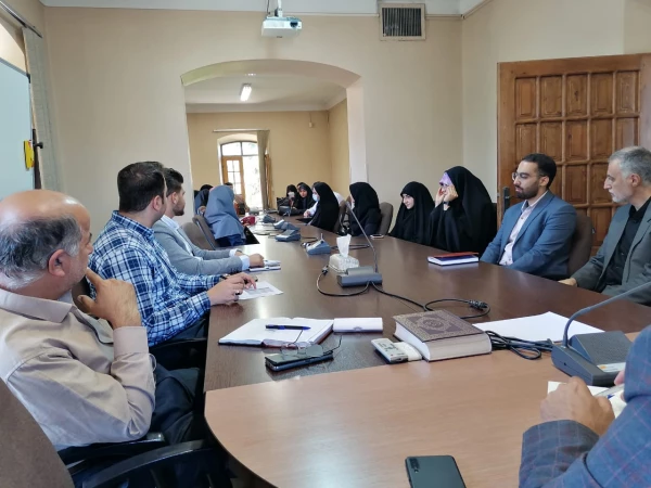 کسب رتبه های برتر دانشجومعلمان دانشگاه فرهنگیان قزوین در بنیاد نخبگان استان 5