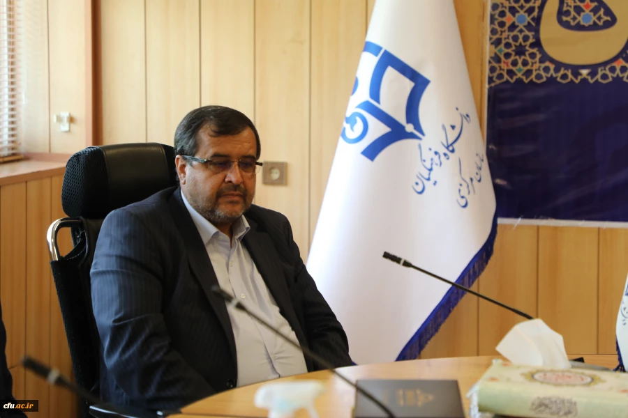 دیدار و نشست صمیمی همکاران حوزه معاونت دانشجویی با دکتر انصاری راد : 4