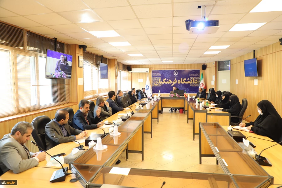 دیدار و نشست صمیمی همکاران حوزه معاونت دانشجویی با دکتر انصاری راد : 10