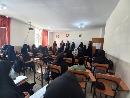 بازدید رییس اداره اجرای دوره های کوتاه مدت و هیات همراه سازمان مرکزی از تشکیل کلاس و روند اجرای دوره مهارت آموزی سال  1401 3