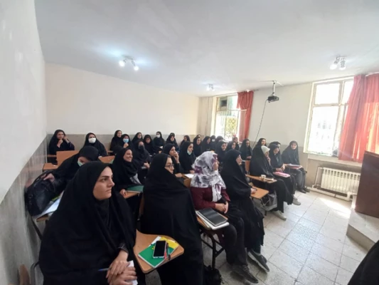 بازدید رییس اداره اجرای دوره های کوتاه مدت و هیات همراه سازمان مرکزی از تشکیل کلاس و روند اجرای دوره مهارت آموزی سال  1401 4