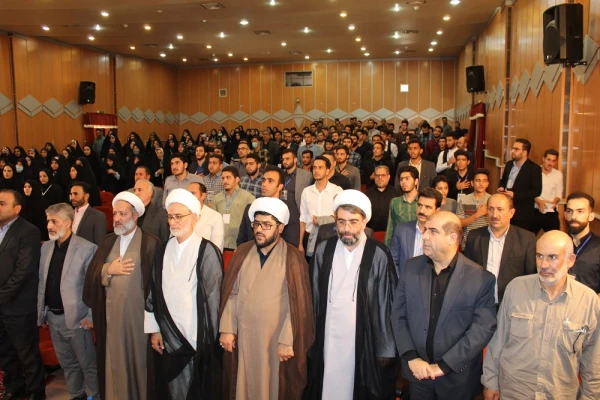 آیین اختتامیه سی و دومین جشنواره قرآن و عترت بخش دوم مرحله کشوری به میزبانی دانشگاه فرهنگیان لرستان 3