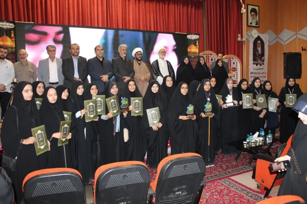 آیین اختتامیه سی و دومین جشنواره قرآن و عترت بخش دوم مرحله کشوری به میزبانی دانشگاه فرهنگیان لرستان 25