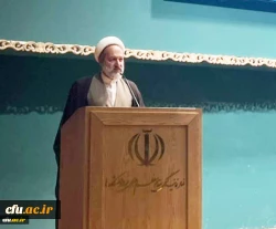 امام جماعت، یکی از قطب های مهم فرهنگی در دانشگاه است 2