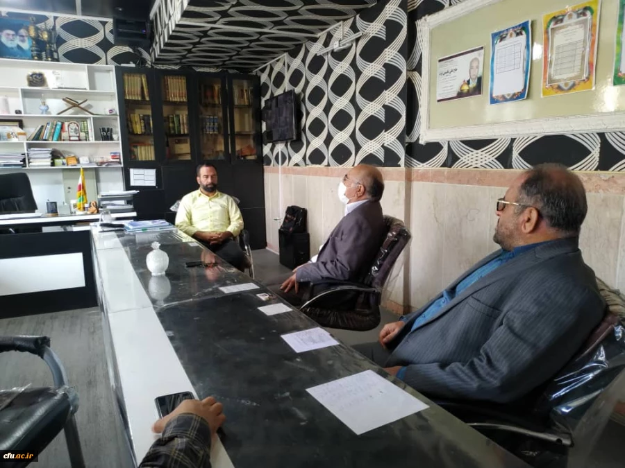 بازدید سرپرست مدیریت امور پردیس های استان تهران از دبیرستان ملاصدرا شهرری 6