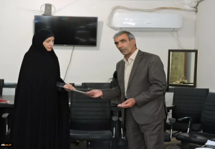 تکریم و معارفه سرپرست پردیس شهید باهنر شهرکرد 5