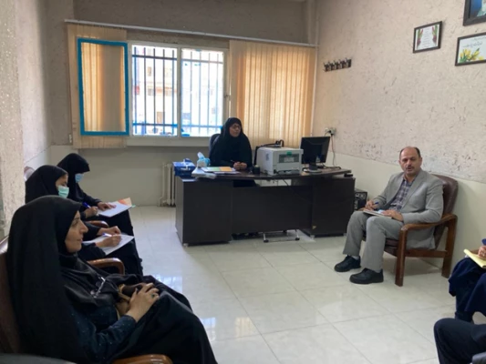 بازدید مدیرکمیسیون مدیریت ­آموزشی شورای­عالی وزارت آموزش و پرورش از روند اجرای دوره مهارت آموزی سال 1401
 3