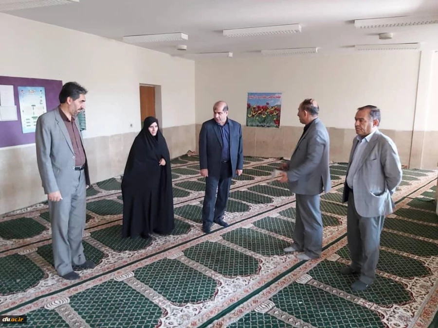 بازدید از مرکز آموزشی شهید میرشاکی الیگودرز درآستانه  سال تحصیلی جدید  8