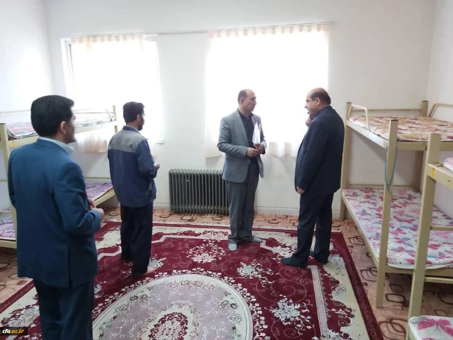 بازدید از مرکز آموزشی شهید میرشاکی الیگودرز درآستانه  سال تحصیلی جدید  9