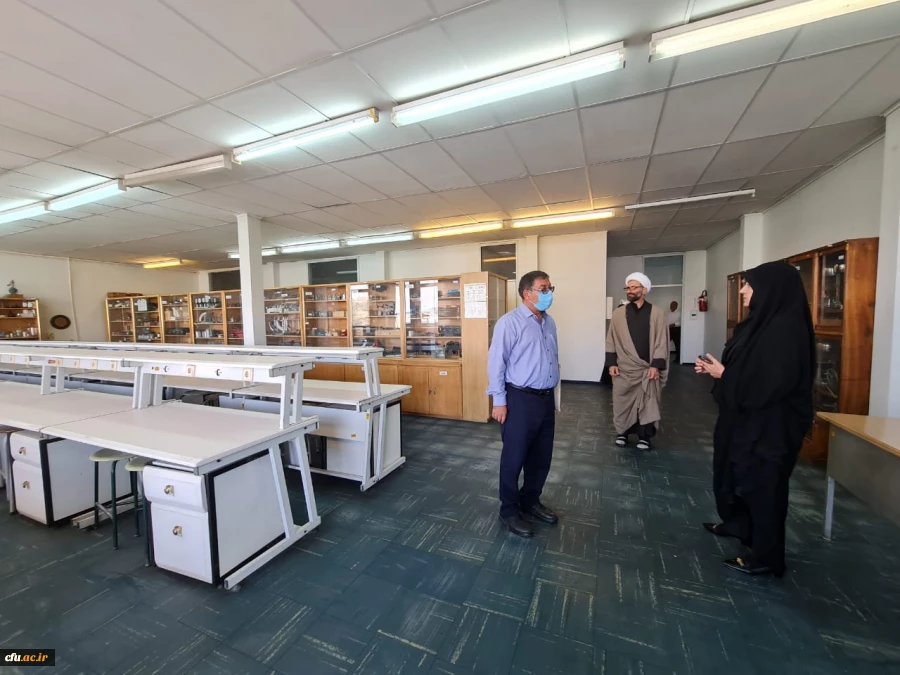 بازدید دکتر انصاری راد از آماده سازی پردیس فاطمه الزهرا تبریز برای آغاز آموزش حضوری دانشجویان در نیمسال تحصیلی جدید 1401 7