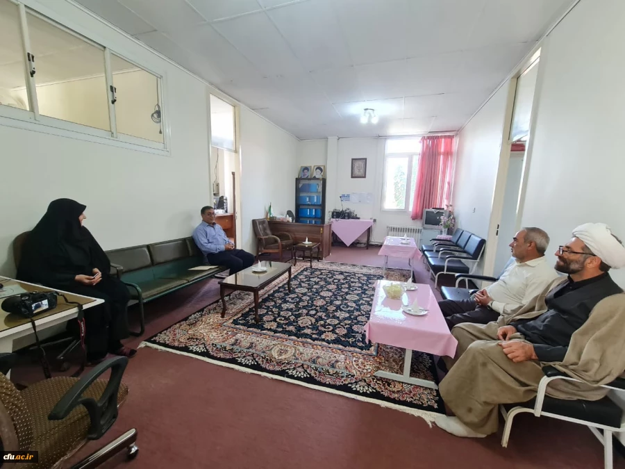 بازدید دکتر انصاری راد از آماده سازی پردیس فاطمه الزهرا تبریز برای آغاز آموزش حضوری دانشجویان در نیمسال تحصیلی جدید 1401 10