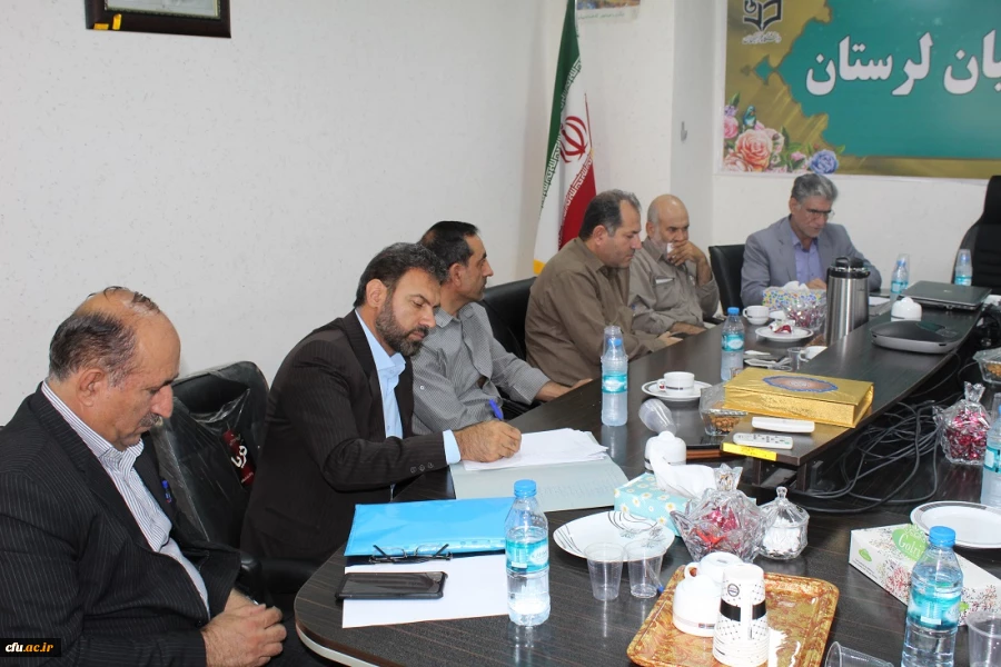 جلسه شورای پژوهشی و فناوری استان 2