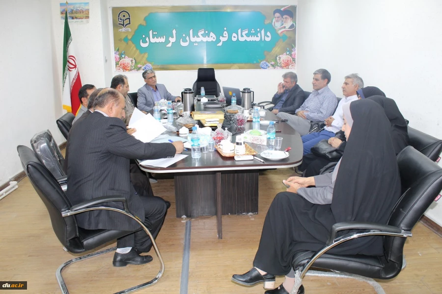 جلسه شورای پژوهشی و فناوری استان 3