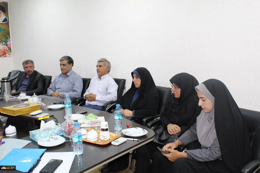 جلسه شورای پژوهشی و فناوری استان 4