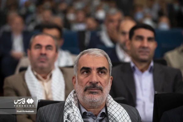 همایش "مشق ایثار و مقاومت با حضور وزیر آموزش و پرورش برگزار شد 4