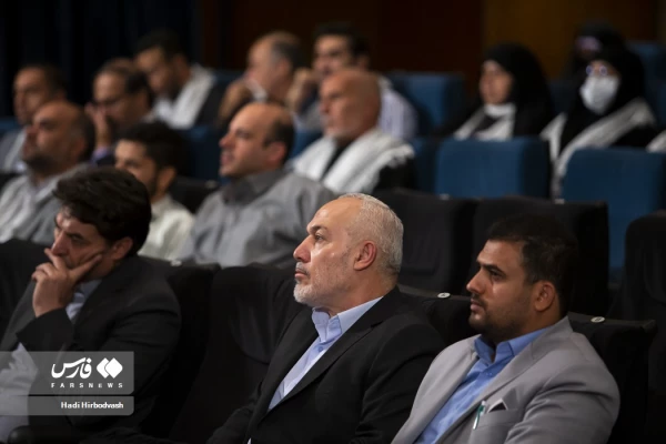 همایش "مشق ایثار و مقاومت با حضور وزیر آموزش و پرورش برگزار شد 6