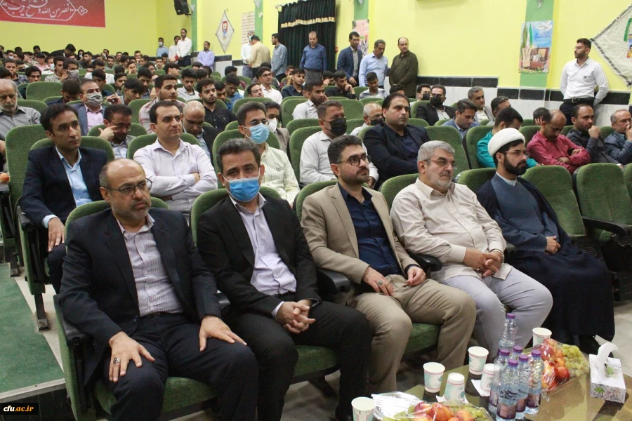 همایش فرهنگ و تربیت در آیینه 8 سال دفاع مقدس برگزار شد 6