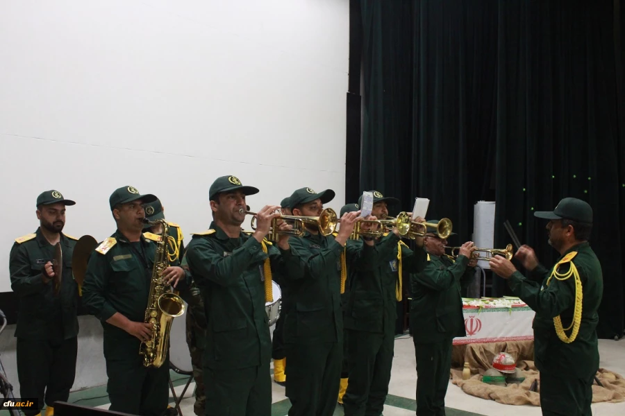 همایش فرهنگ و تربیت در آیینه 8 سال دفاع مقدس برگزار شد 10