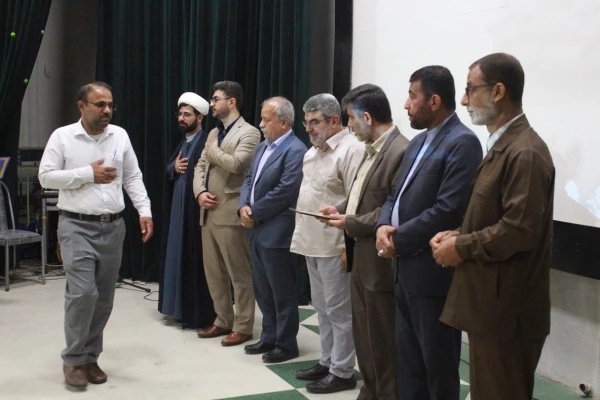 همایش فرهنگ و تربیت در آیینه 8 سال دفاع مقدس برگزار شد 14