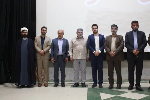 همایش فرهنگ و تربیت در آیینه 8 سال دفاع مقدس برگزار شد 22