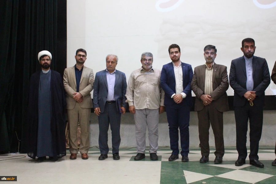 همایش فرهنگ و تربیت در آیینه 8 سال دفاع مقدس برگزار شد 22