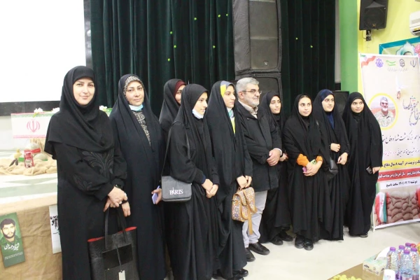 همایش فرهنگ و تربیت در آیینه 8 سال دفاع مقدس برگزار شد 24