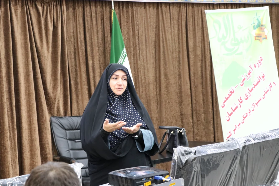 برنامه های دانشگاه در خصوص تربیت دینی و فرهنگی دانشجومعلمان طبق ساحت های ششگانه تعلیم و تربیت 14