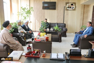 با هدف ترویج فرهنگ اقامه نماز در استان قزوین صورت گرفت:

دیدار مدیر ستاد اقامه نماز استان قزوین با سرپرست امور پردیس ها استان