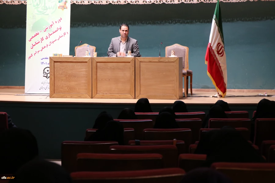 دانشگاه قوی محصول قوی تولید می کند 8