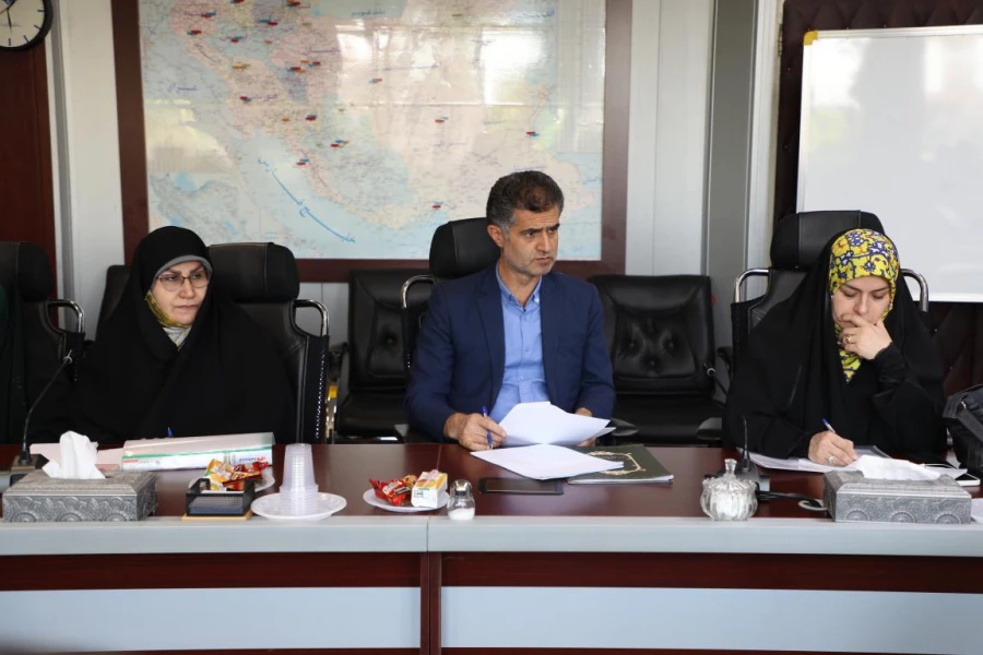 شورای تخصصی دانشجویی دانشگاه، سیاستگذاری و ارتقاء دانش و آگاهی دانشجومعلمان را پیگیری می کند
 4