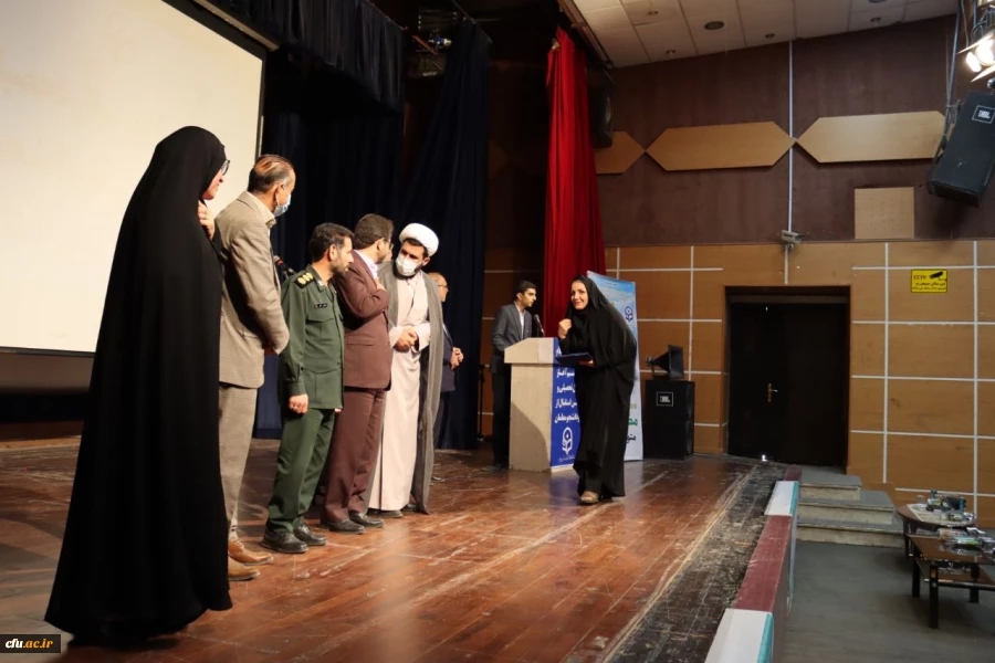 برگزاری مراسم آغاز سال تحصیلی و آئین استقبال از نودانشجو معلمان در دانشگاه فرهنگیان استان ایلام 9