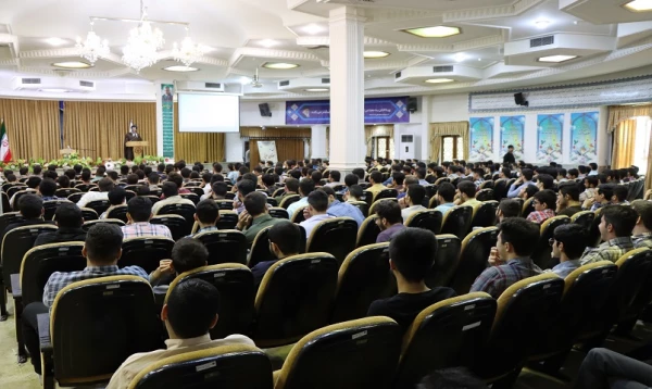 جشن استقبال ازنو دانشجو معلمان پردیس آیت الله طالقانی(ره) قم 4