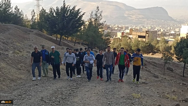  برگزاری پیاده روی و کوهپیمایی کارکنان و دانشجویان پردیس علامه طباطبایی لرستان  3
